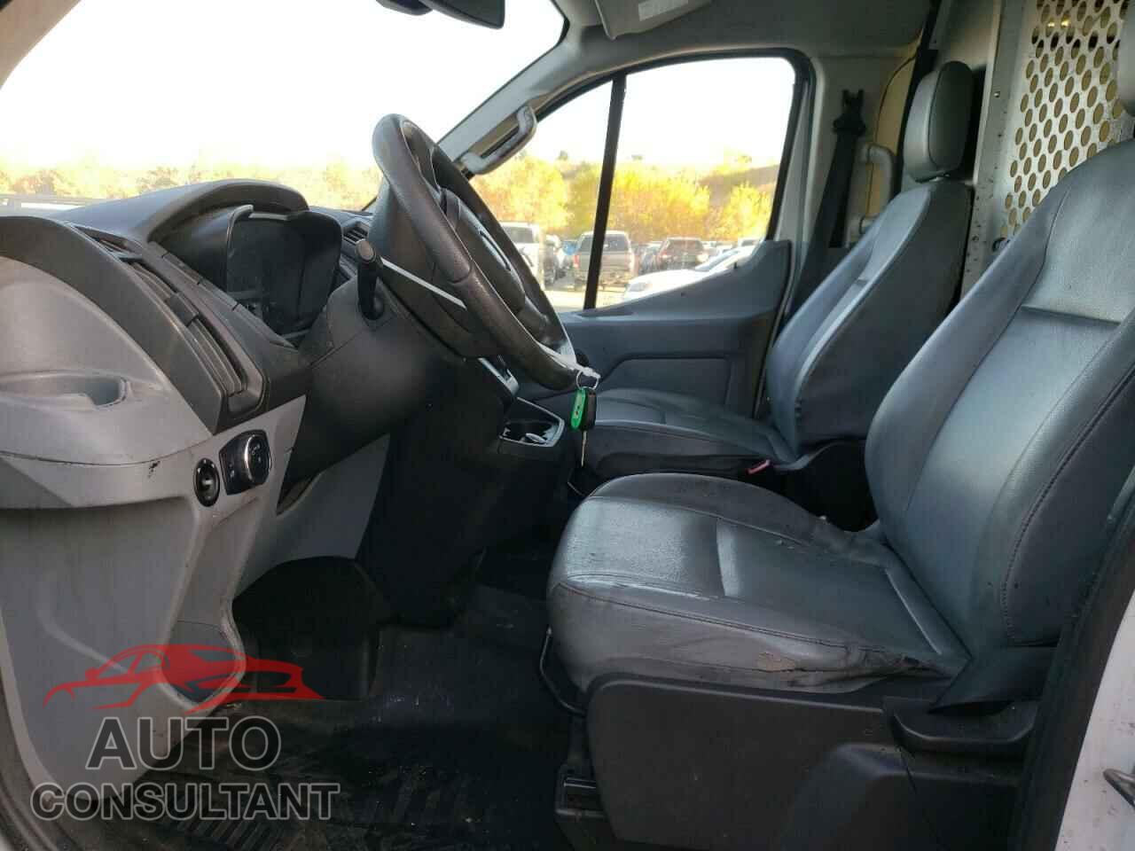 FORD TRANSIT 2017 - 1FTYR2ZM6HKA21980