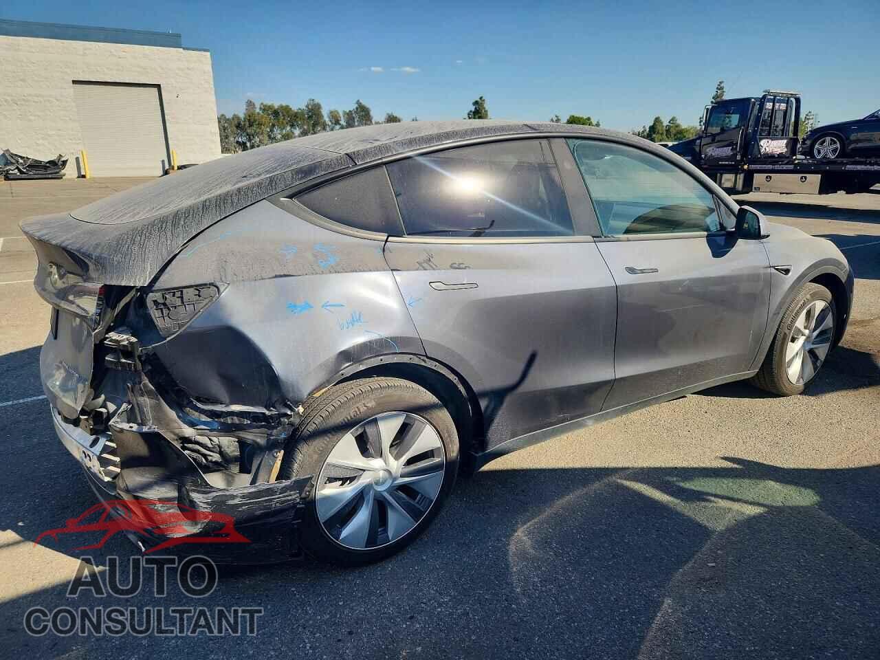 TESLA MODEL Y 2023 - 7SAYGDEE1PF907705