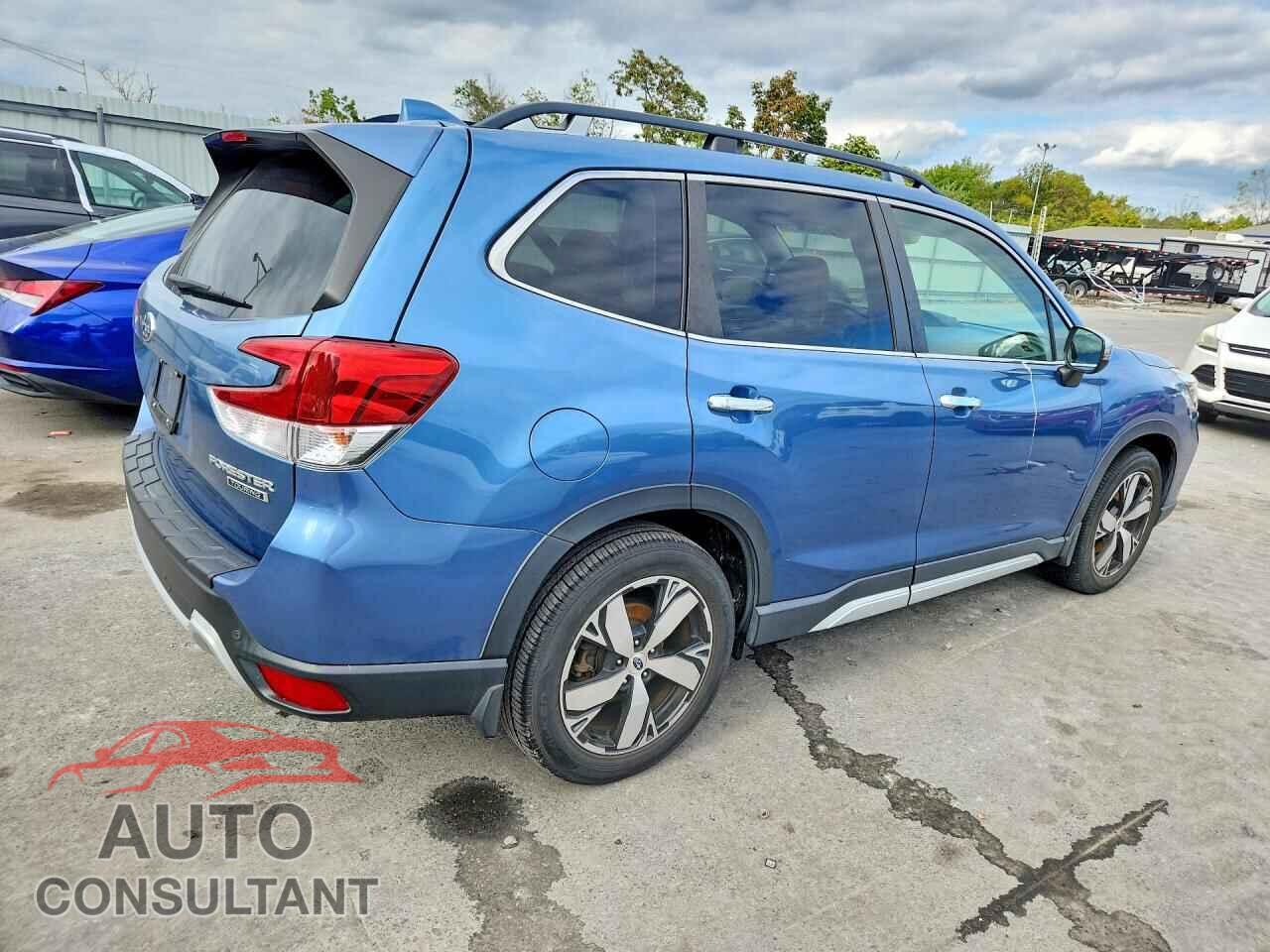 SUBARU FORESTER 2019 - JF2SKAWC2KH568587