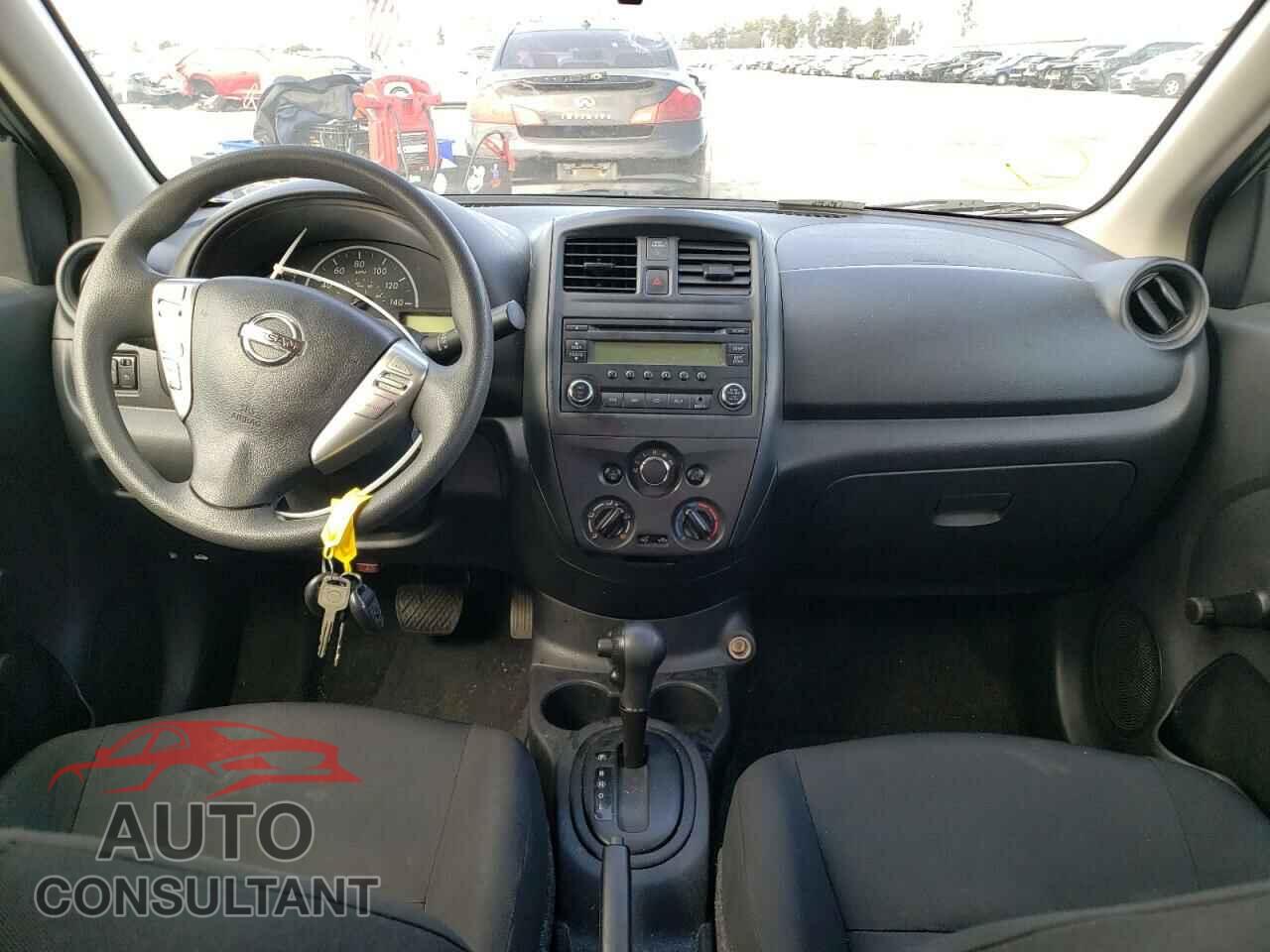 NISSAN VERSA 2017 - 3N1CN7AP4HL862013