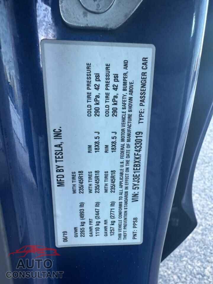 TESLA MODEL 3 2019 - 5YJ3E1EBXKF433019