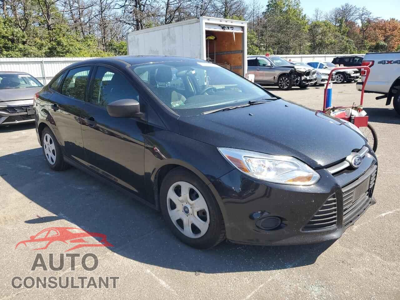 FORD FOCUS 2014 - 1FADP3E24EL282762