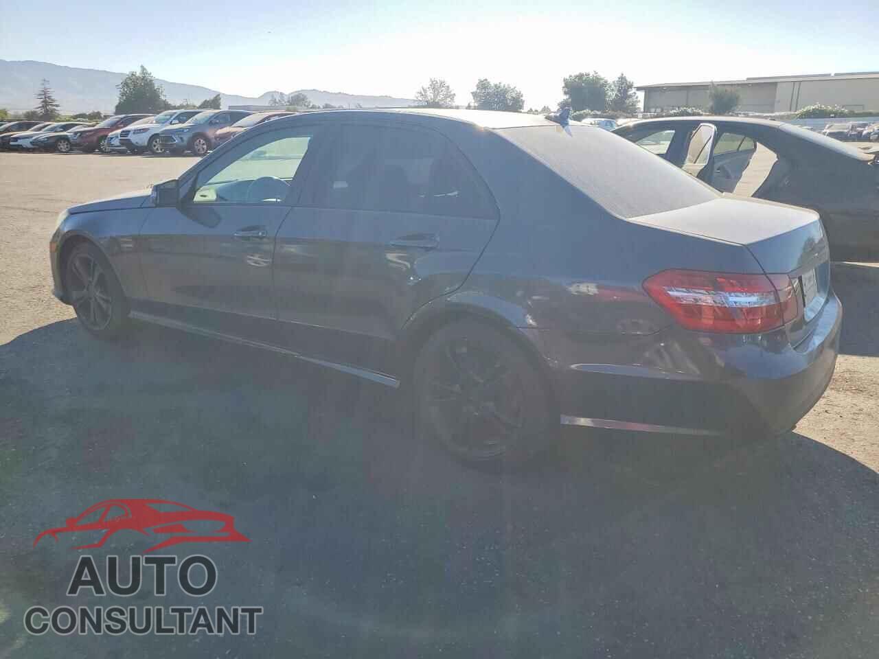 MERCEDES-BENZ E-CLASS 2012 - WDDHF5KB1CA539860