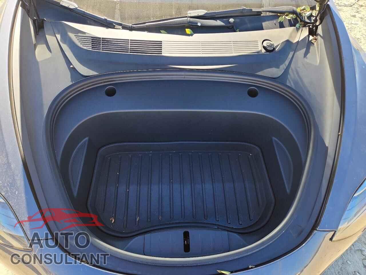 TESLA MODEL 3 2022 - 5YJ3E1EB5NF297953