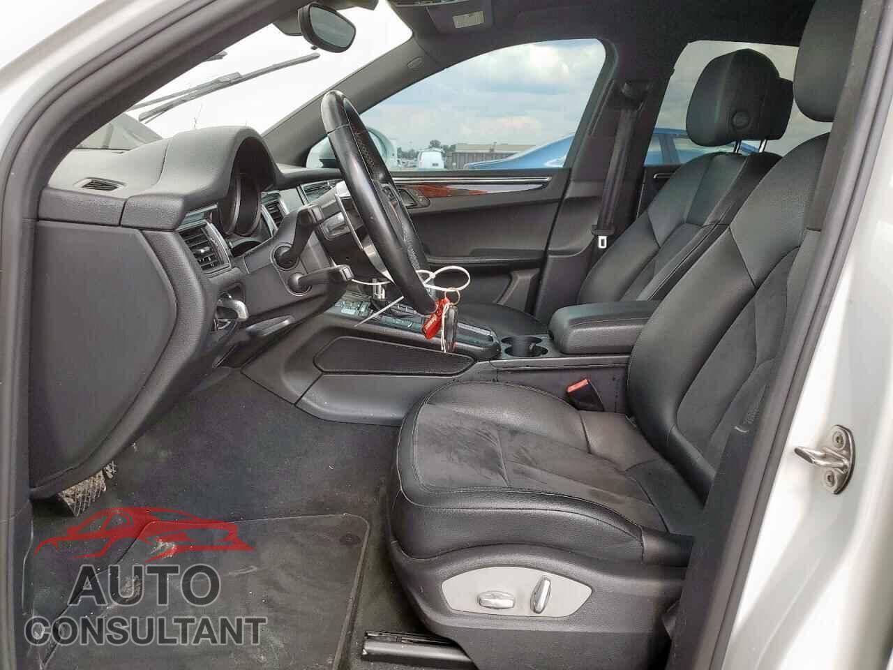 PORSCHE MACAN 2018 - WP1AA2A51JLB19262