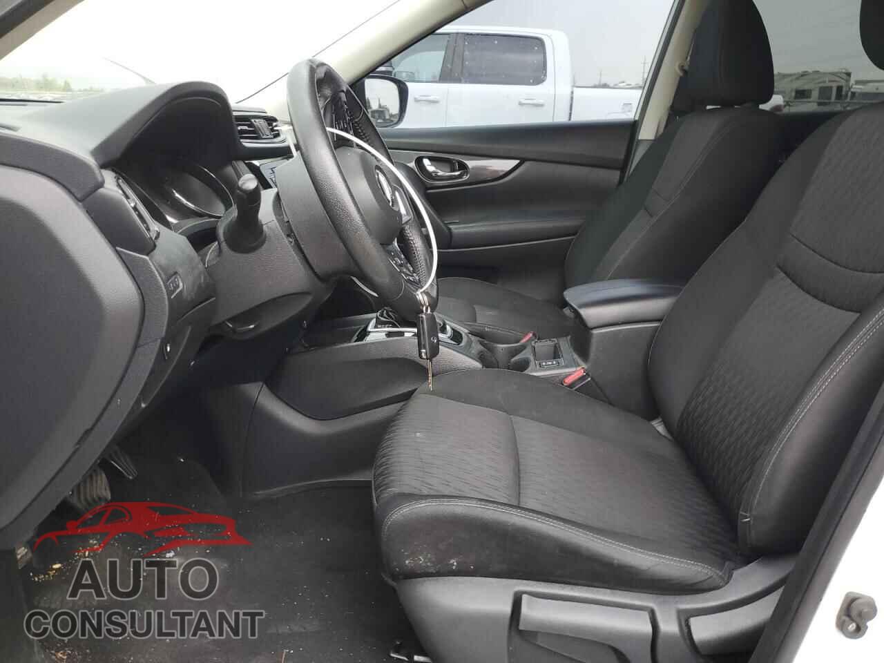 NISSAN ROGUE 2019 - KNMAT2MV7KP538024
