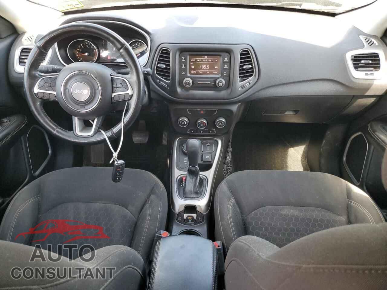 JEEP COMPASS 2018 - 3C4NJDAB1JT137771