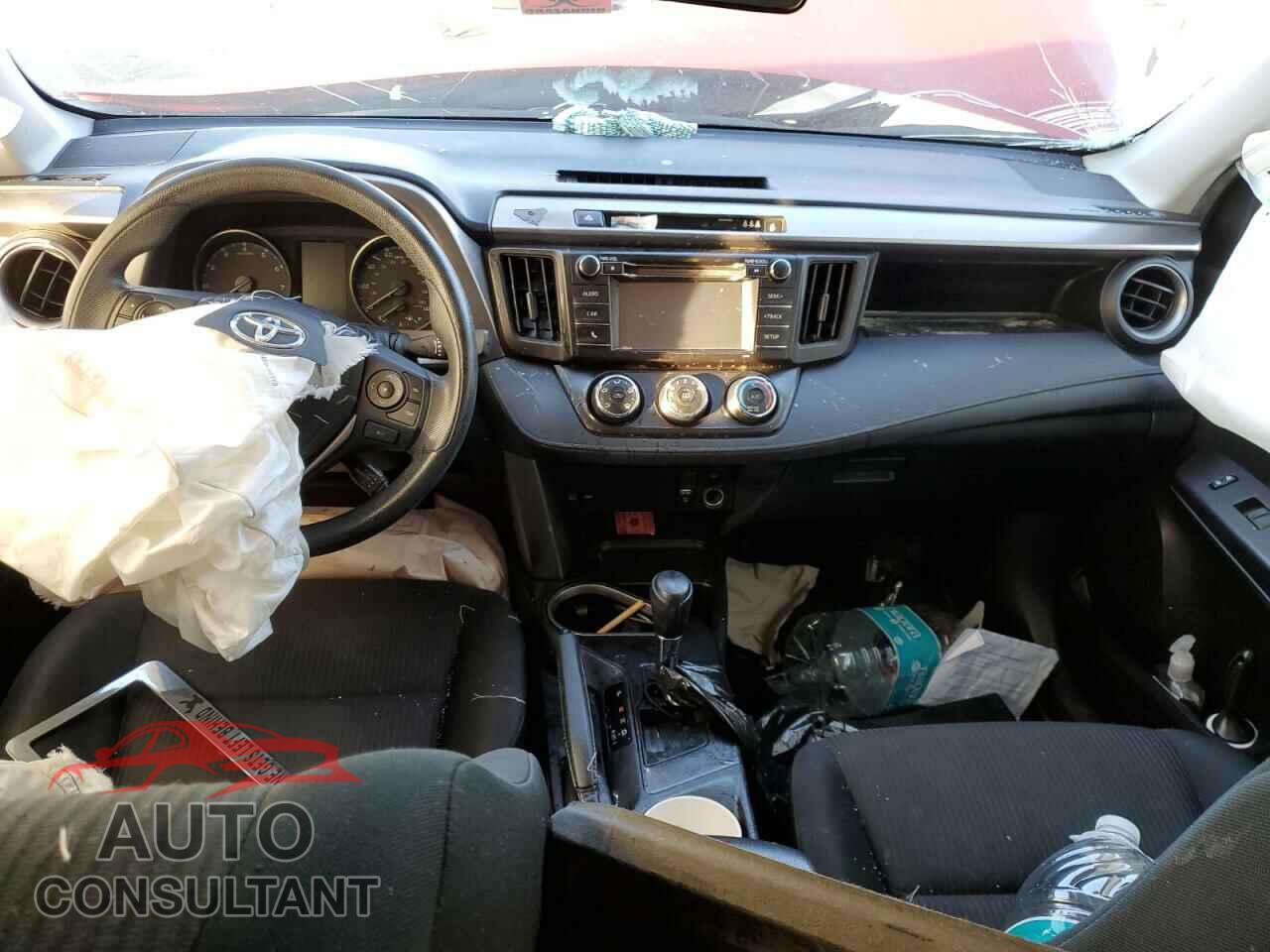 TOYOTA RAV4 2017 - JTMBFREV2HJ109159