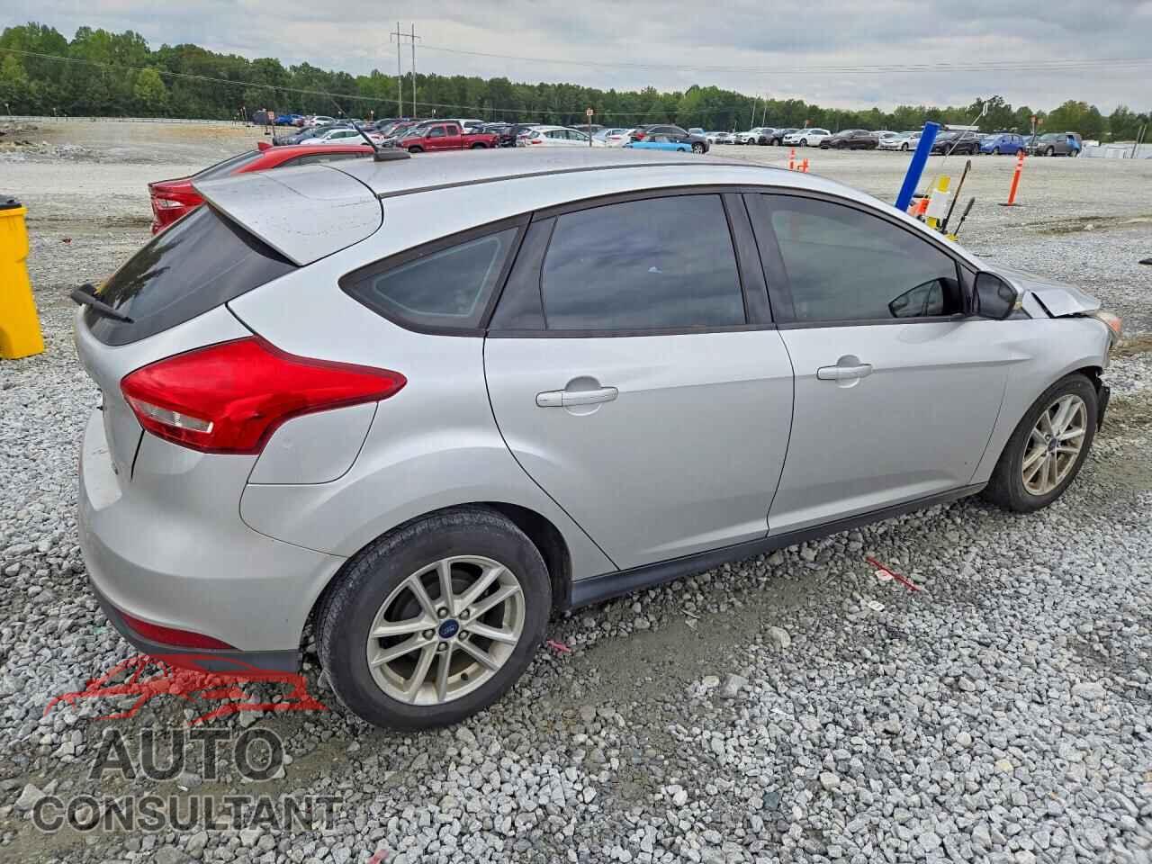 FORD FOCUS 2017 - 1FADP3K22HL319431