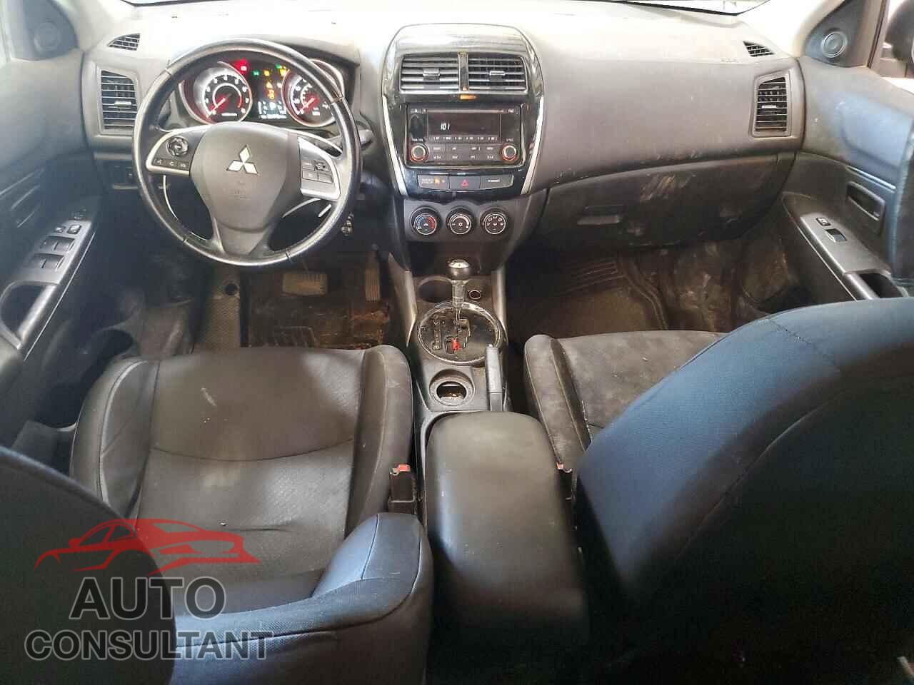 MITSUBISHI OUTLANDER 2014 - 4A4AP3AU3EE008499