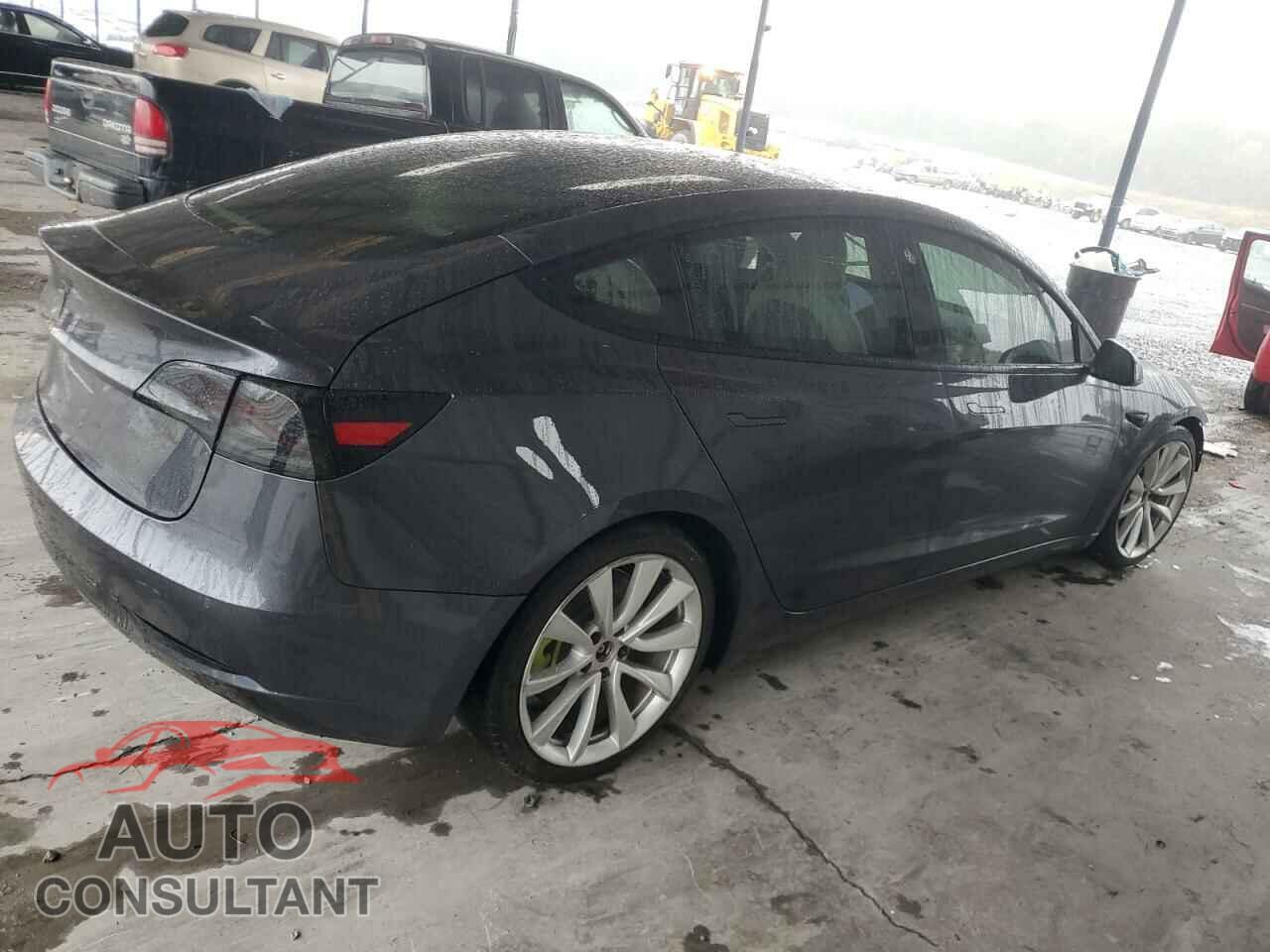 TESLA MODEL 3 2018 - 5YJ3E1EB8JF135003