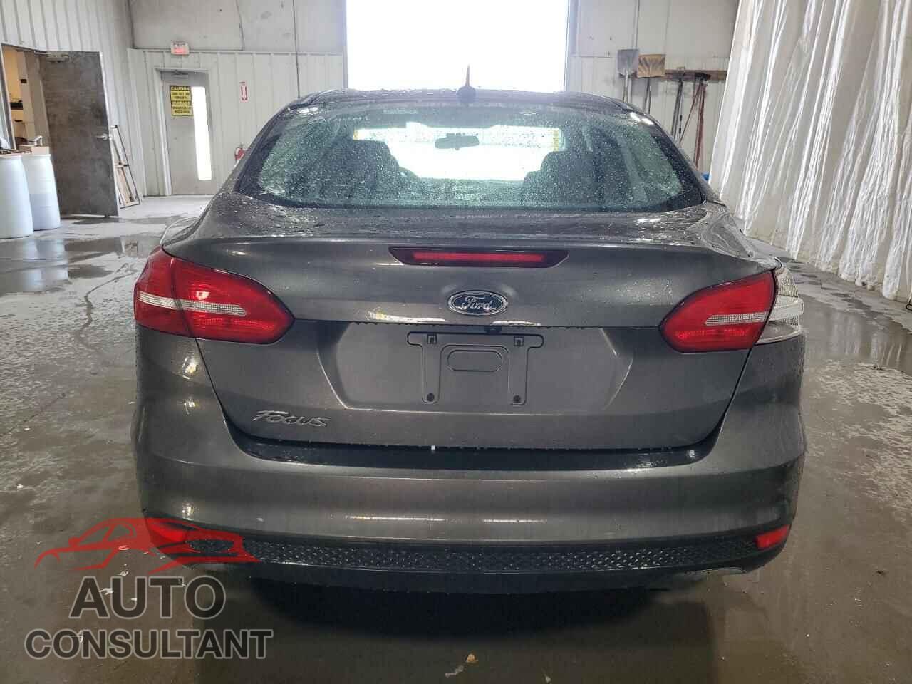 FORD FOCUS 2018 - 1FADP3E25JL264300