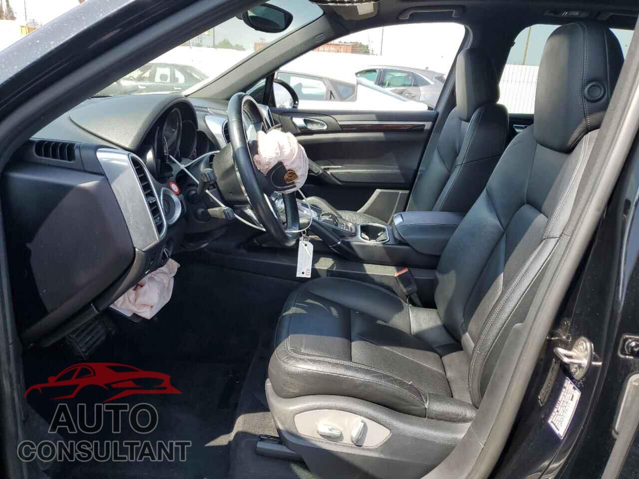 PORSCHE CAYENNE 2017 - WP1AA2A26HKA90699
