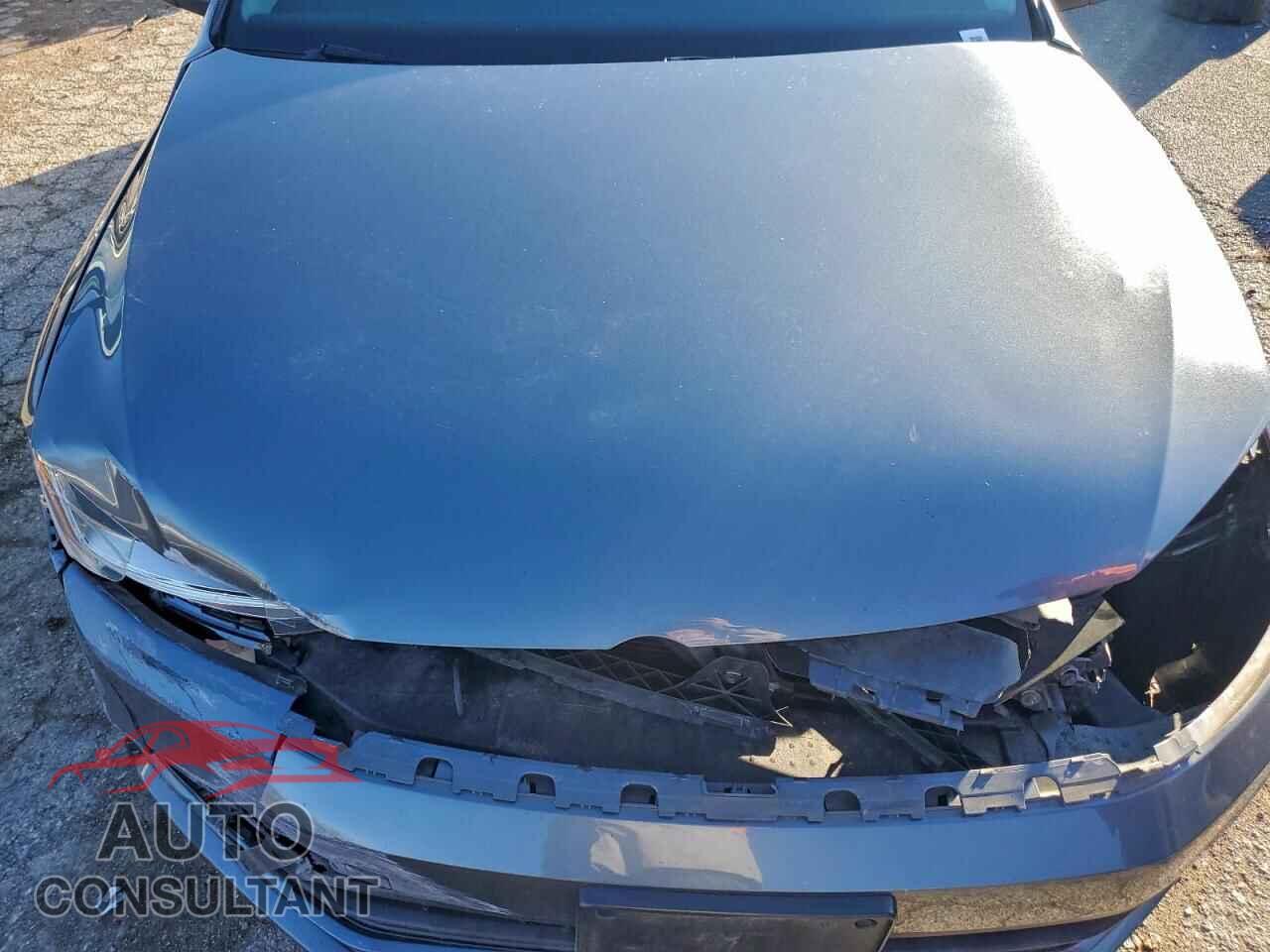 VOLKSWAGEN JETTA 2017 - 3VW2B7AJ0HM252985