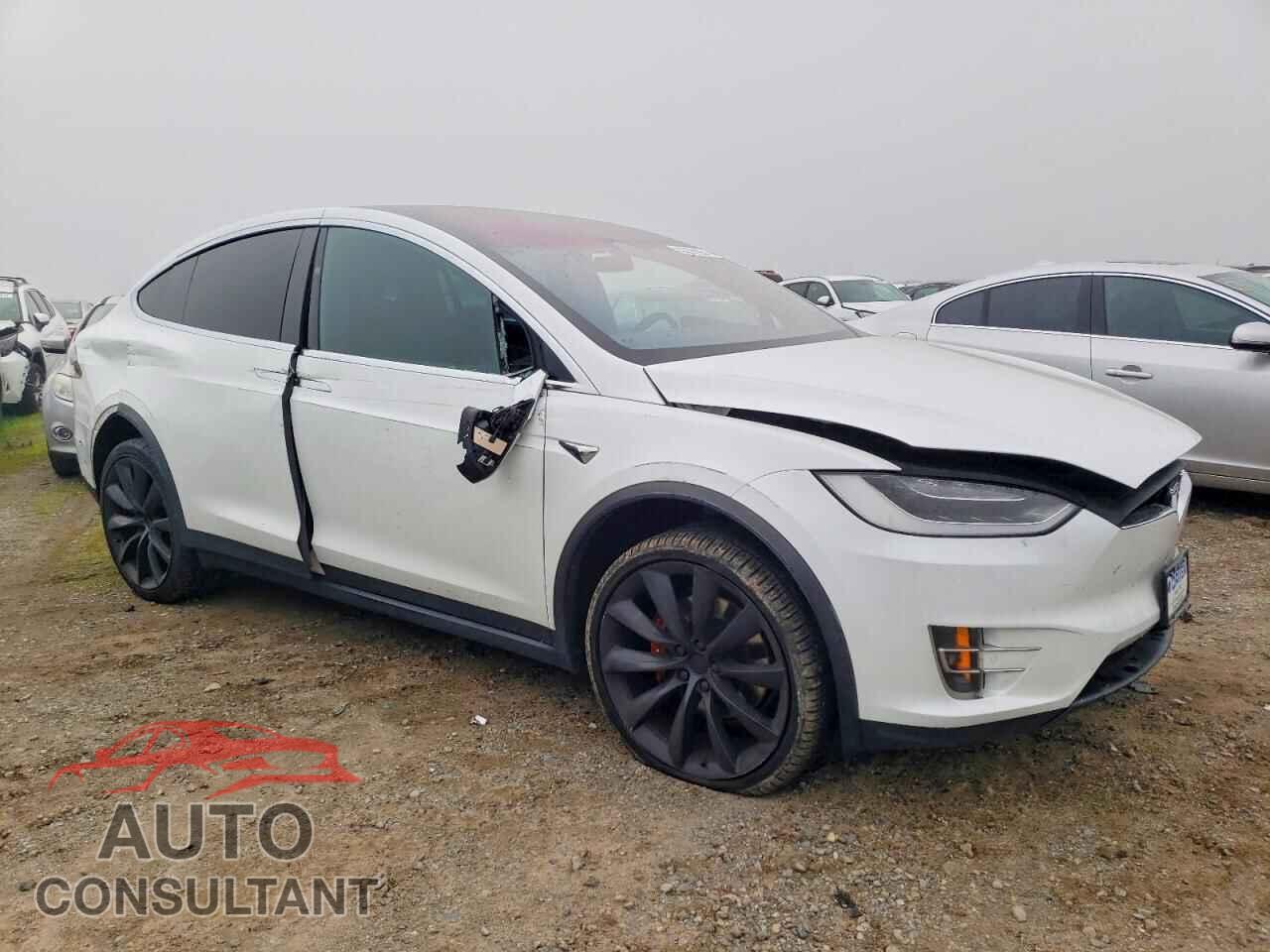 TESLA MODEL X 2017 - 5YJXCBE42HF051865