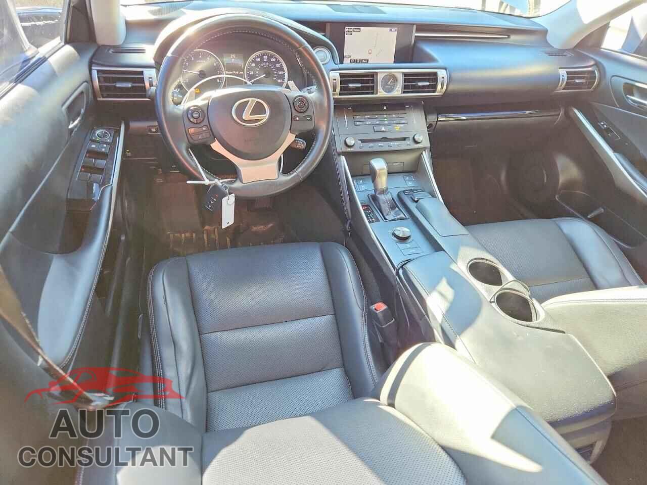 LEXUS IS 2015 - JTHBF1D21F5052031