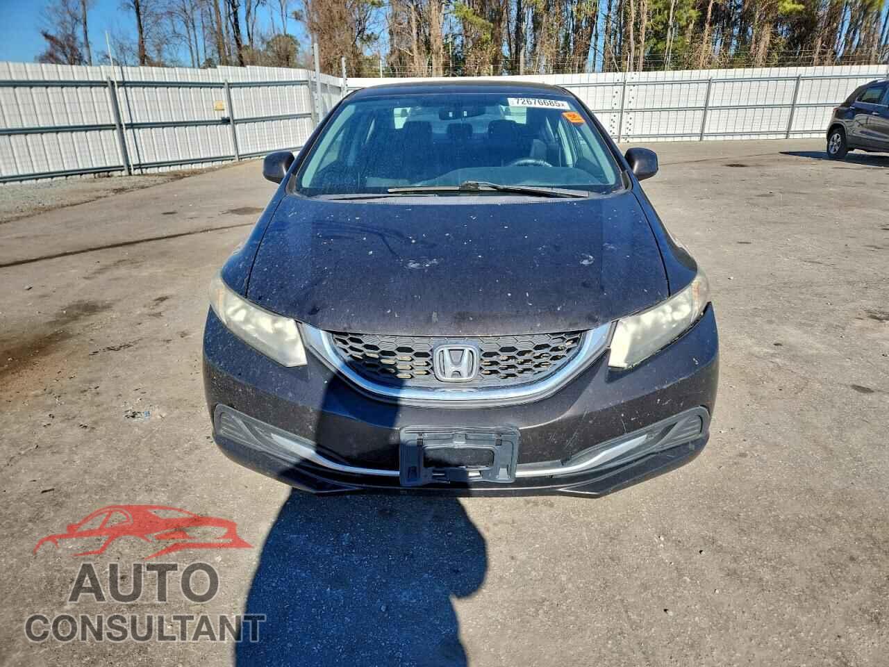 HONDA CIVIC 2013 - 2HGFB2F53DH589101