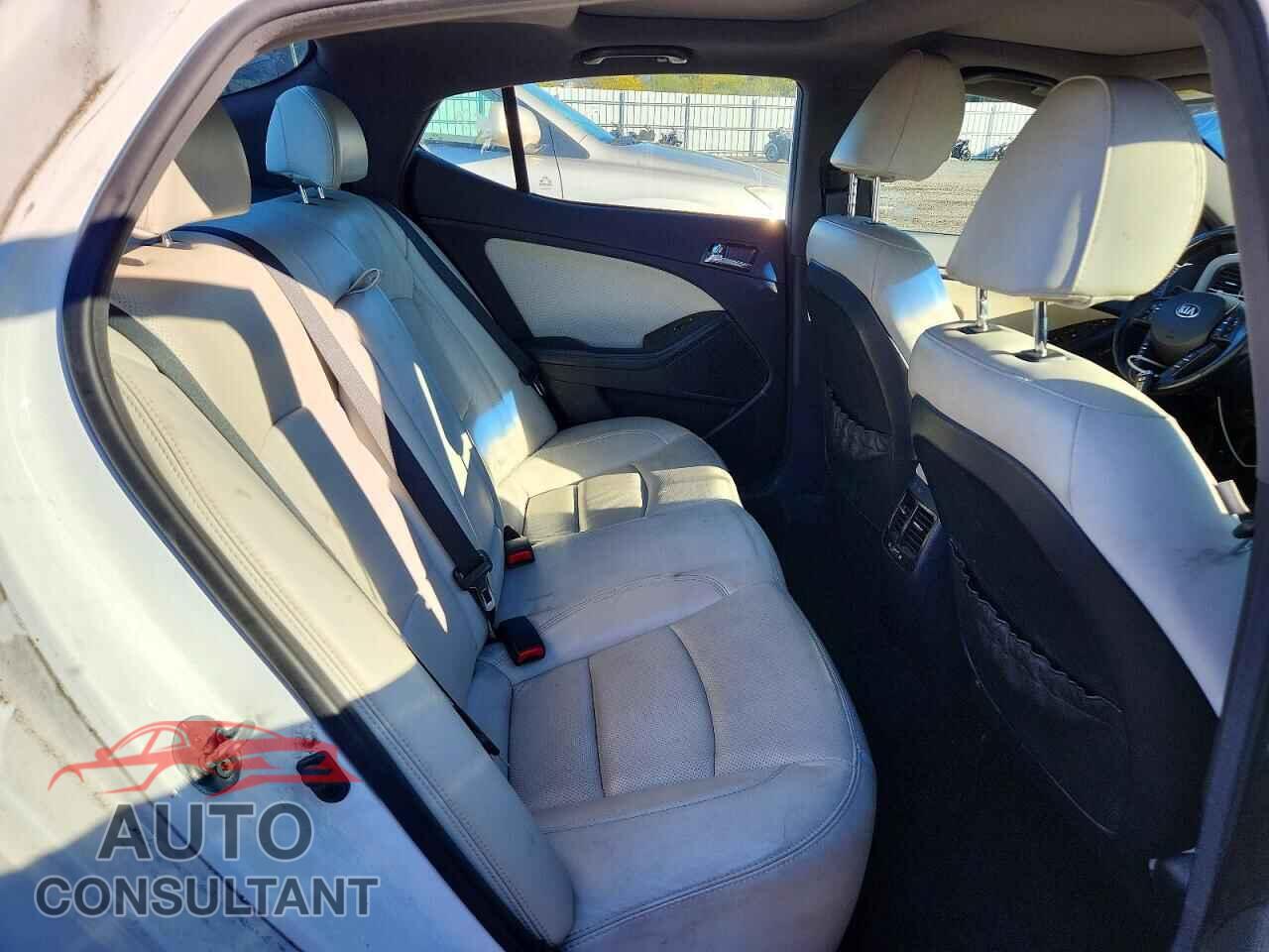 KIA OPTIMA 2013 - 5XXGR4A67DG112068