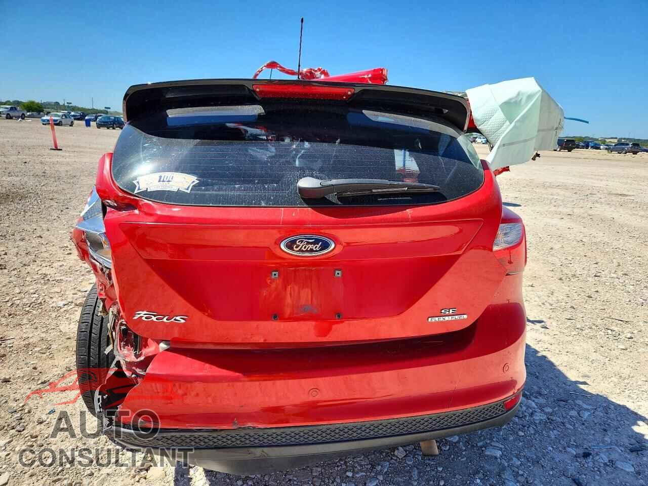 FORD FOCUS 2014 - 1FADP3K28EL270473