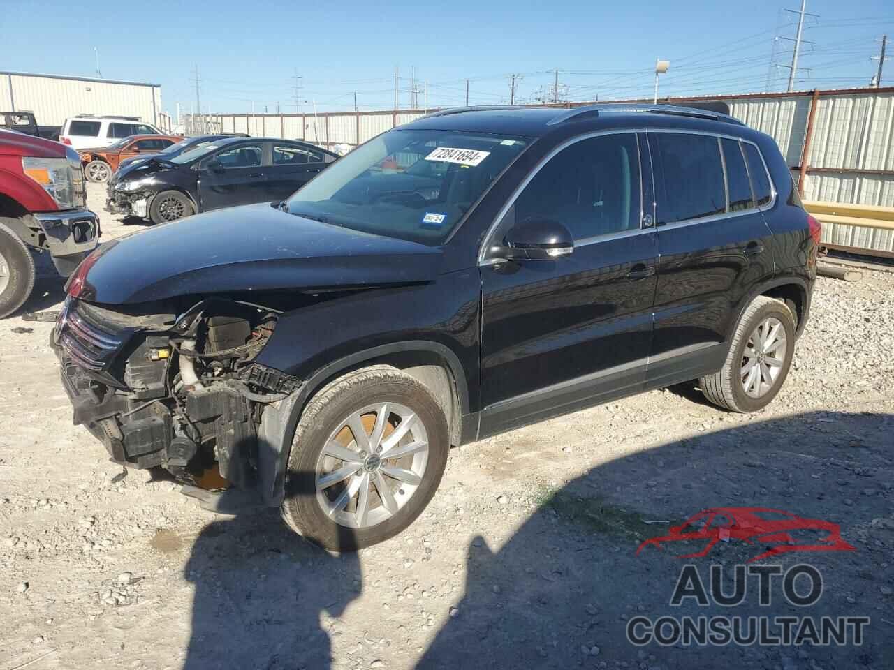 VOLKSWAGEN TIGUAN 2017 - WVGSV7AX2HK012841