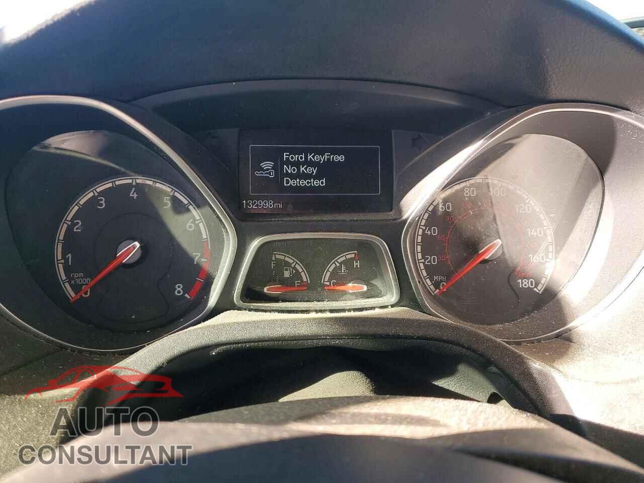FORD FOCUS 2016 - 1FADP3L96GL324996