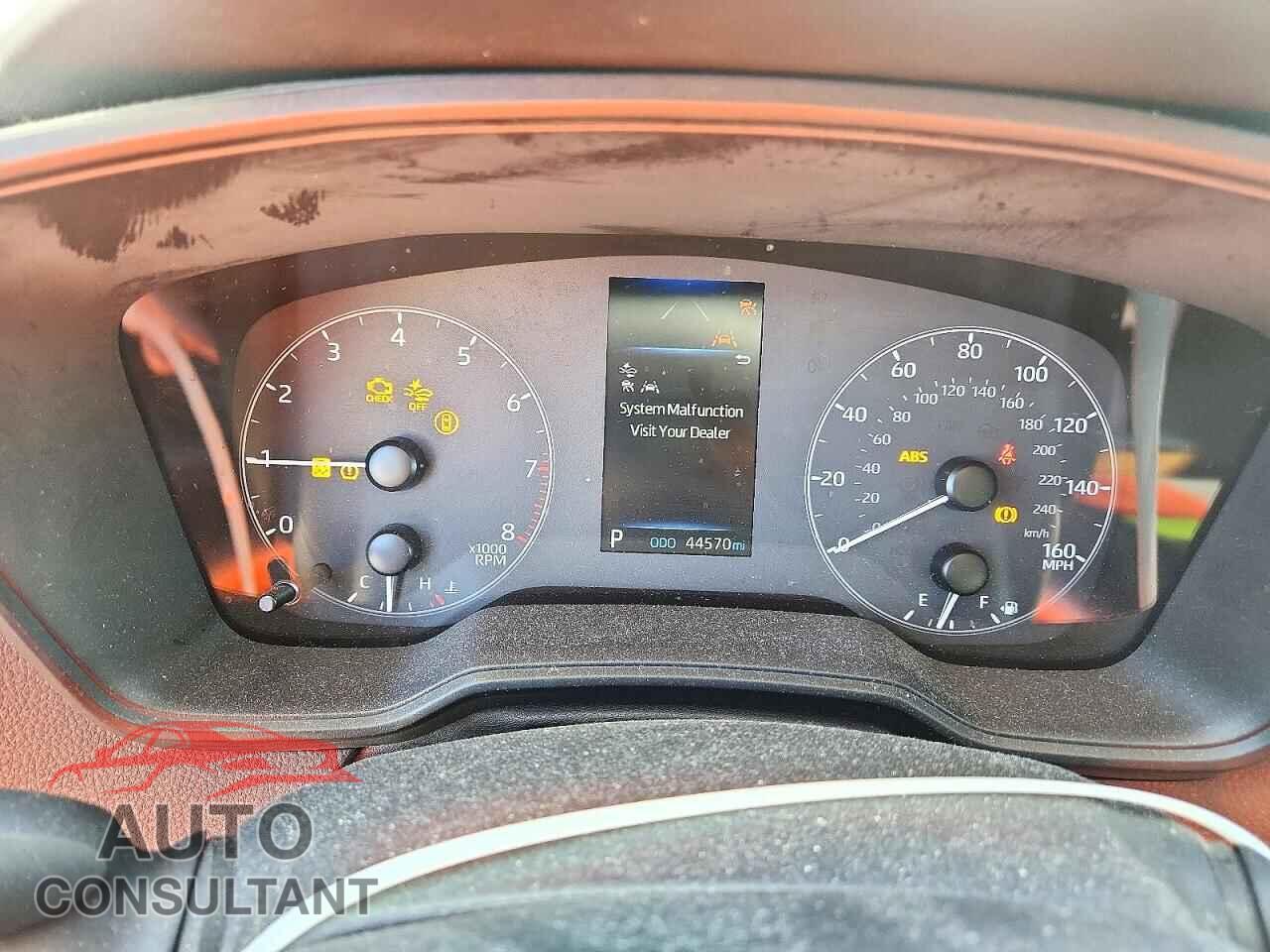 TOYOTA COROLLA 2024 - 5YFB4MDE2RP152102