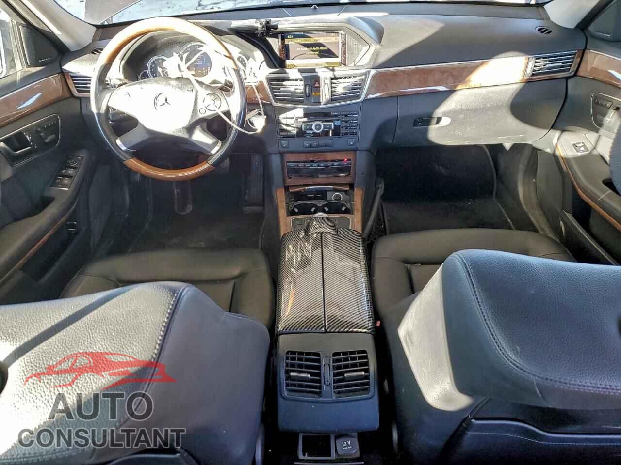 MERCEDES-BENZ E-CLASS 2012 - WDDHF5KBXCA593240