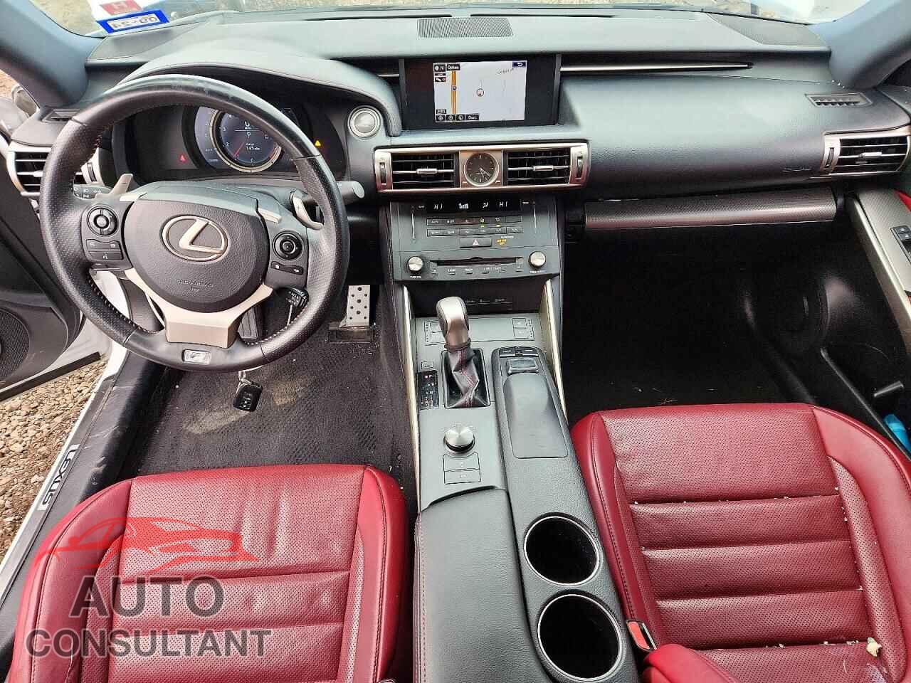 LEXUS IS 2015 - JTHBF1D26F5049271