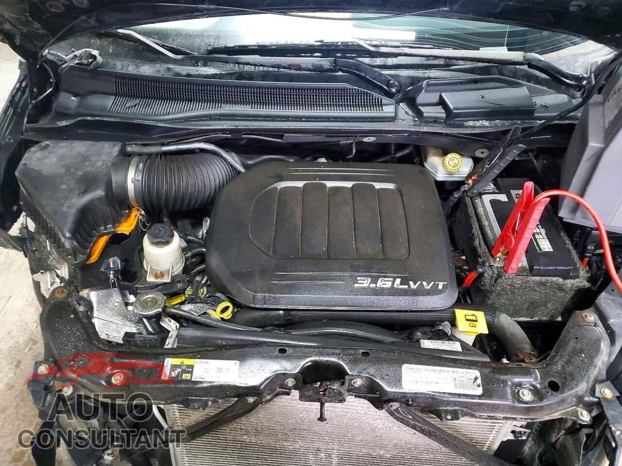 DODGE CARAVAN 2015 - 2C4RDGCG5FR567123