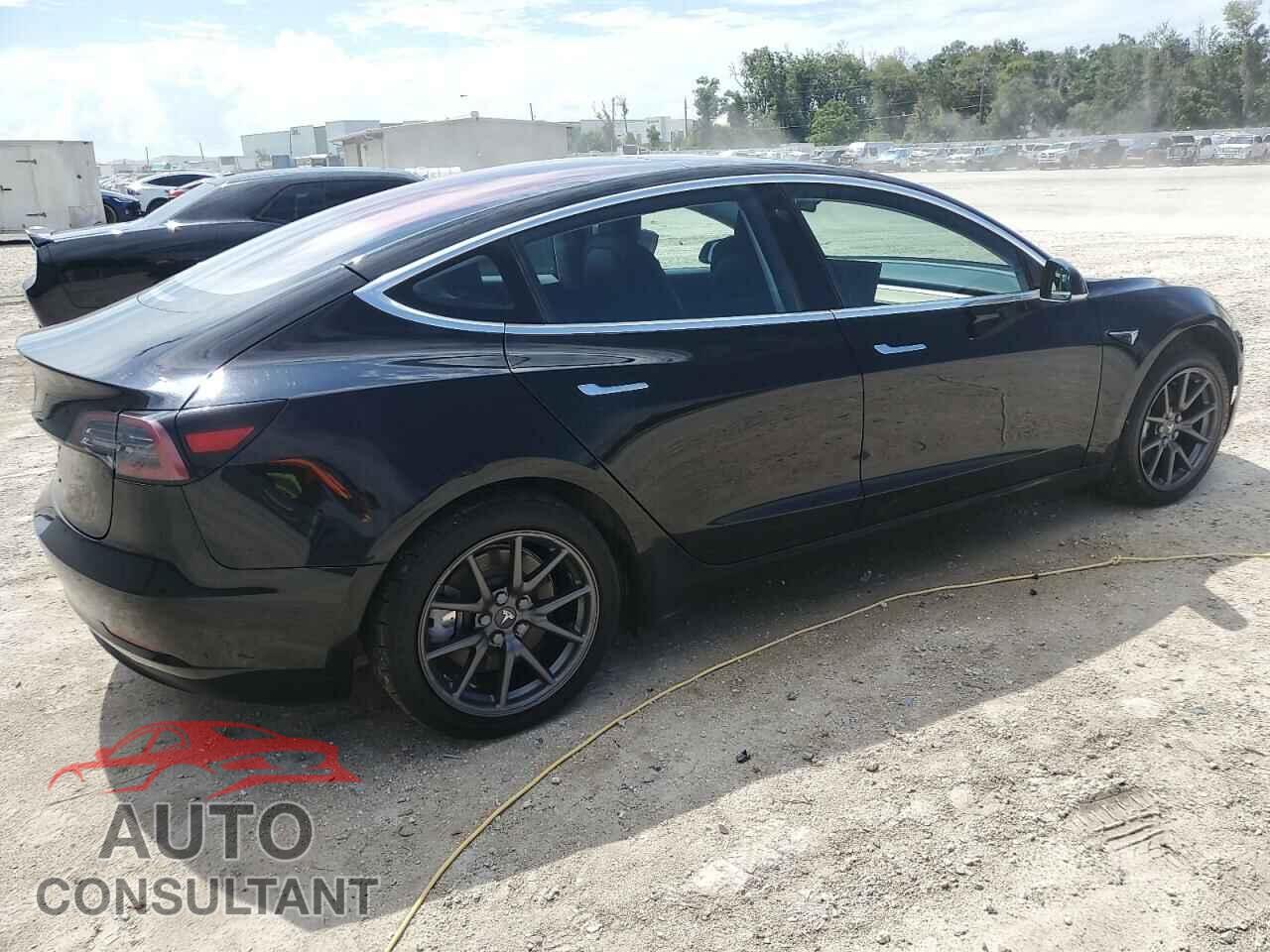 TESLA MODEL 3 2018 - 5YJ3E1EA5JF004960