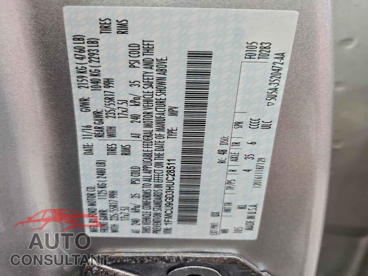 FORD ESCAPE 2017 - 1FMCU9GD3HUC28511