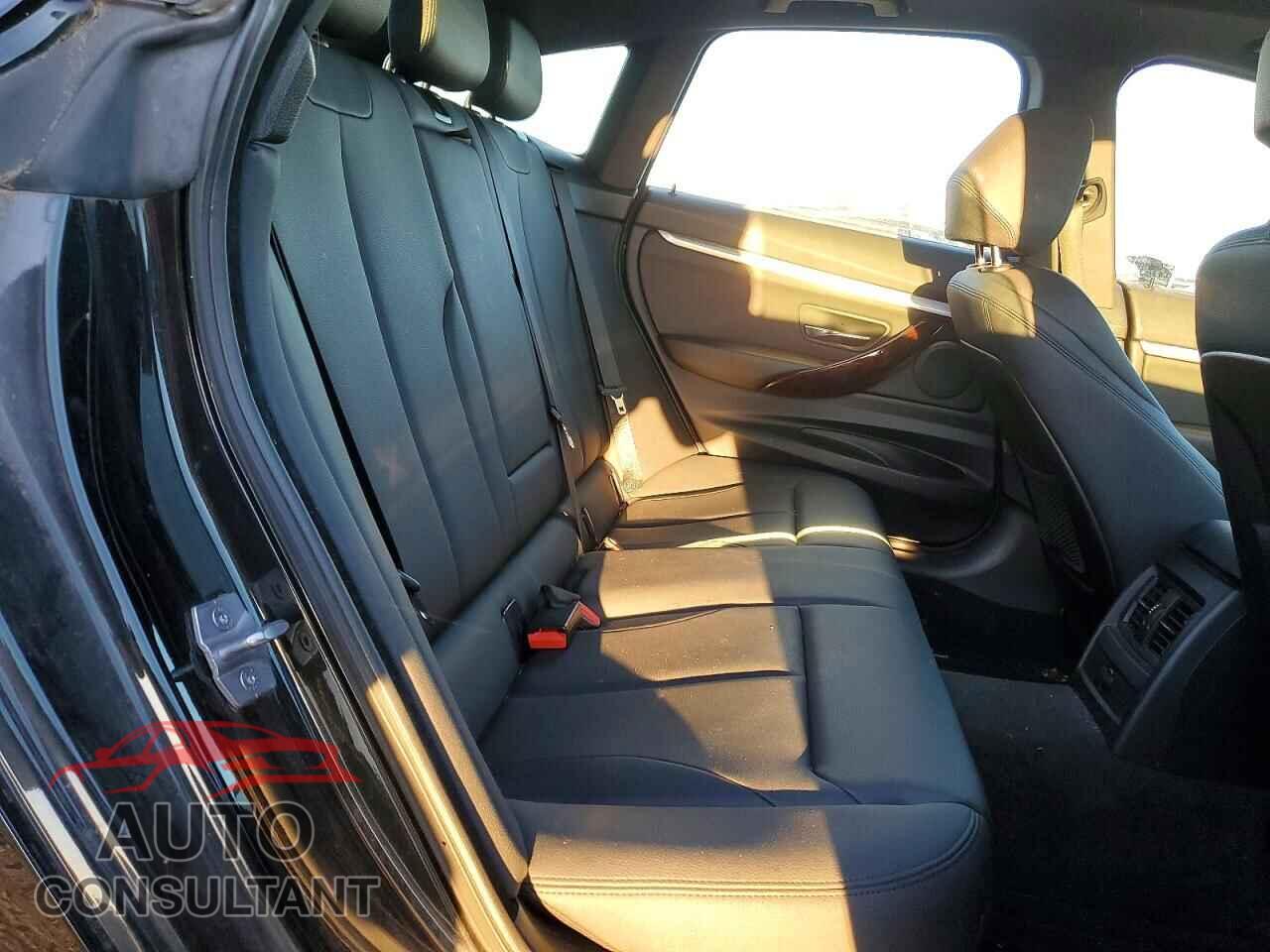 BMW 3 SERIES 2014 - WBA3X5C53ED557592
