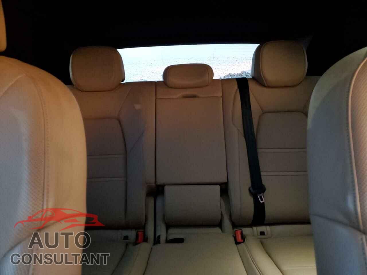 PORSCHE CAYENNE 2019 - WP1AF2AY8KDA81729