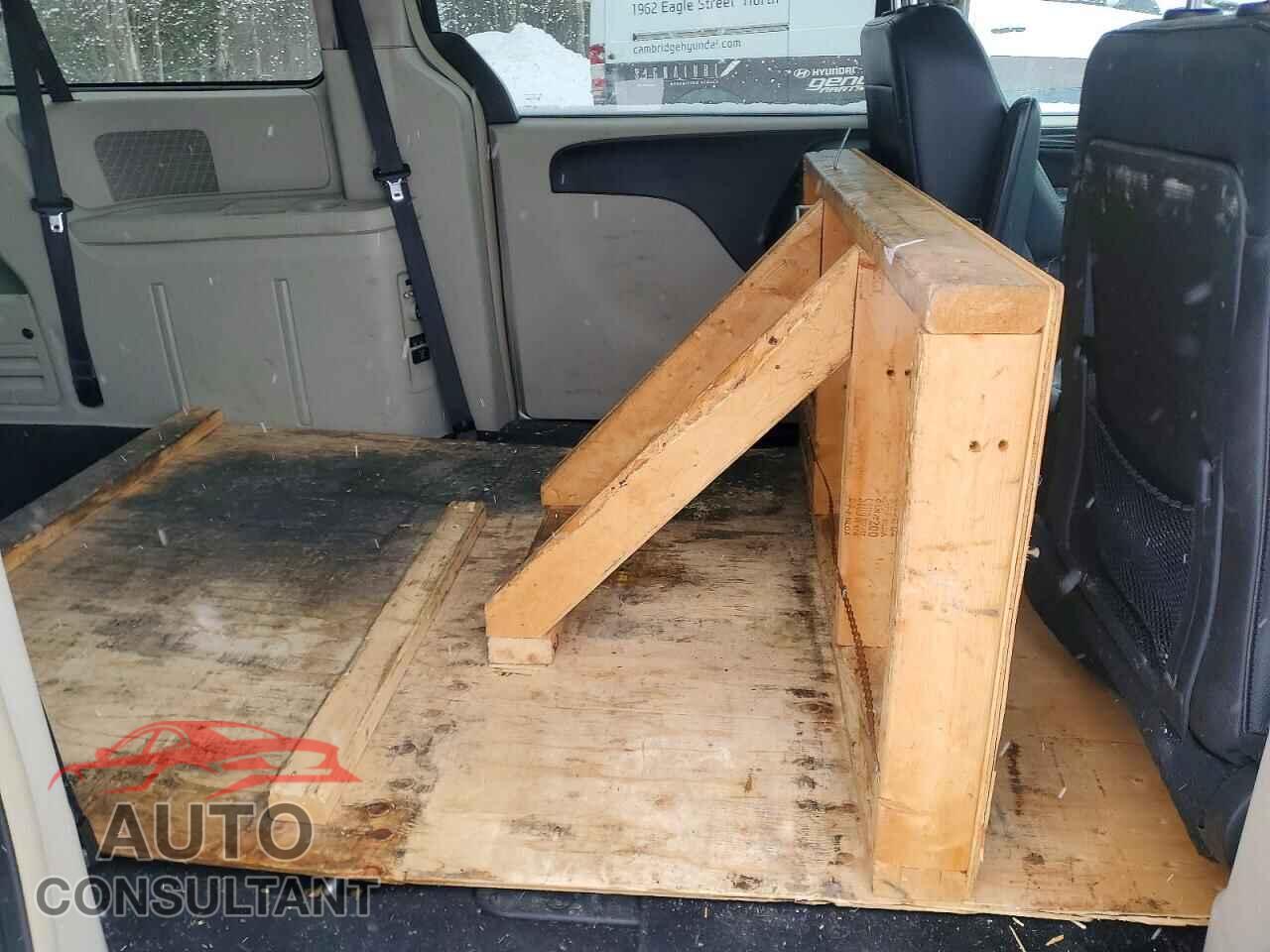 DODGE CARAVAN 2017 - 2C4RDGDG2HR728139