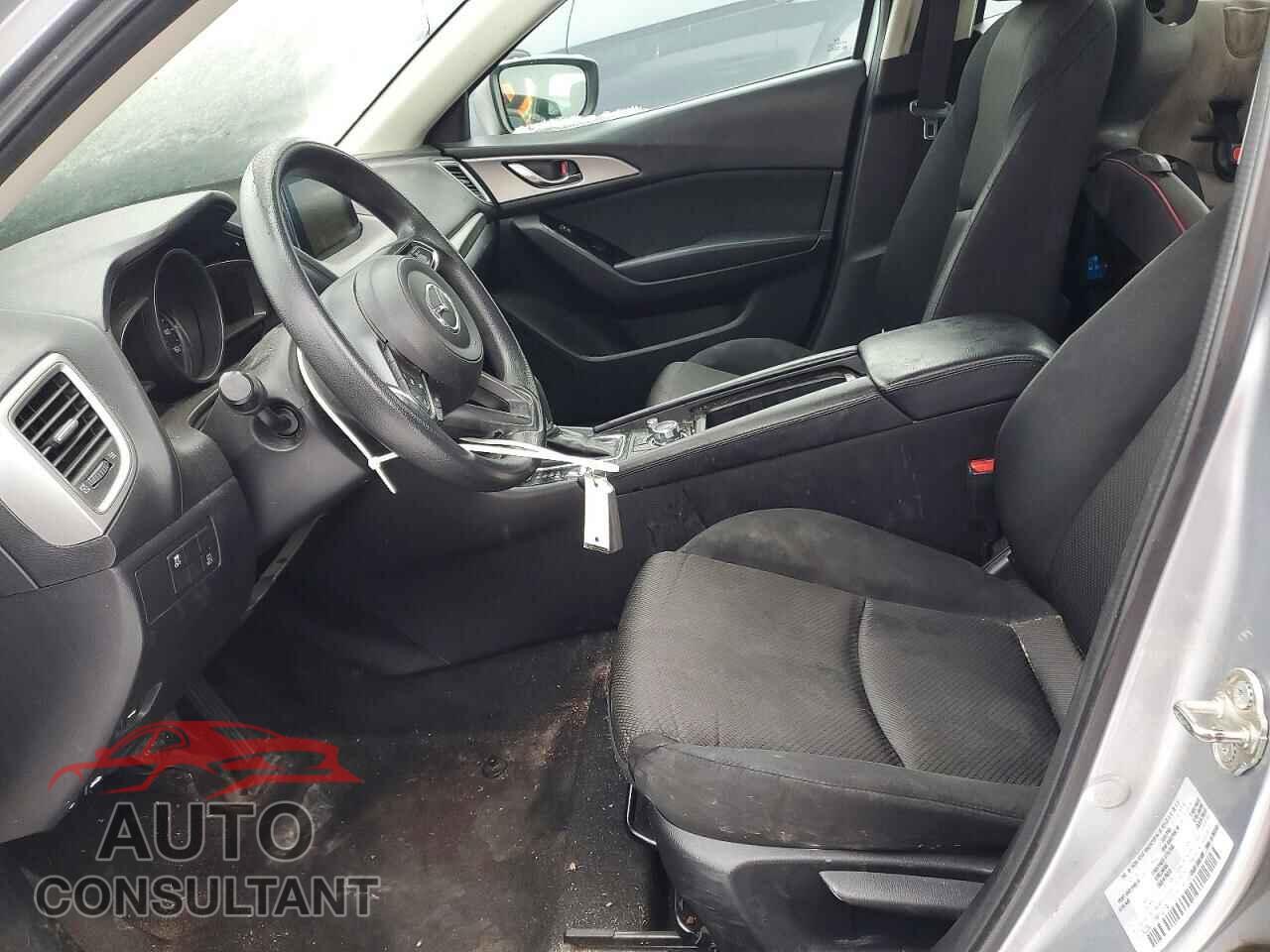 MAZDA 3 2017 - 3MZBN1U70HM149196
