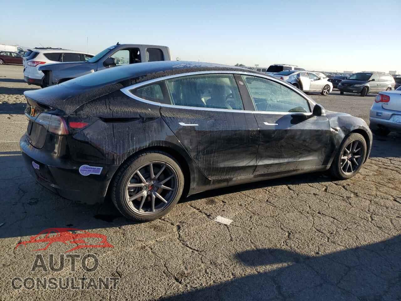 TESLA MODEL 3 2019 - 5YJ3E1EAXKF297093