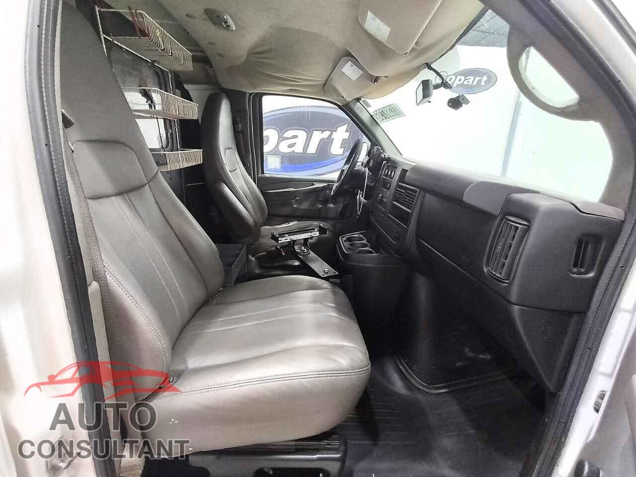 CHEVROLET EXPRESS 2013 - 1GCSGAFX2D1162307