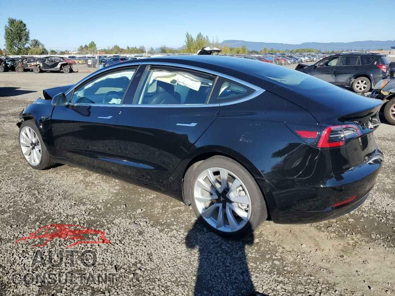 TESLA MODEL 3 2018 - 5YJ3E1EB0JF182736