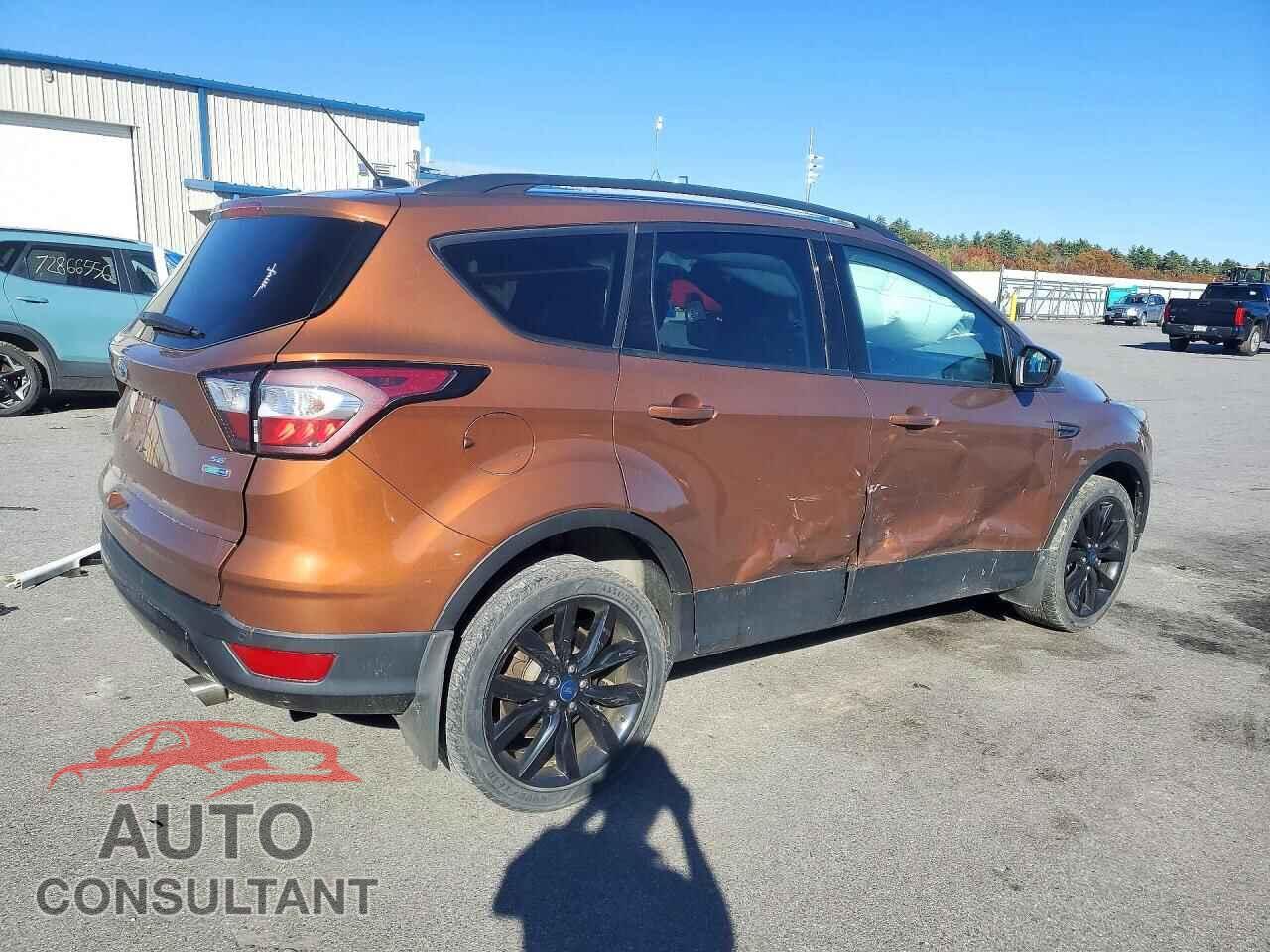 FORD ESCAPE 2017 - 1FMCU9G92HUE27898