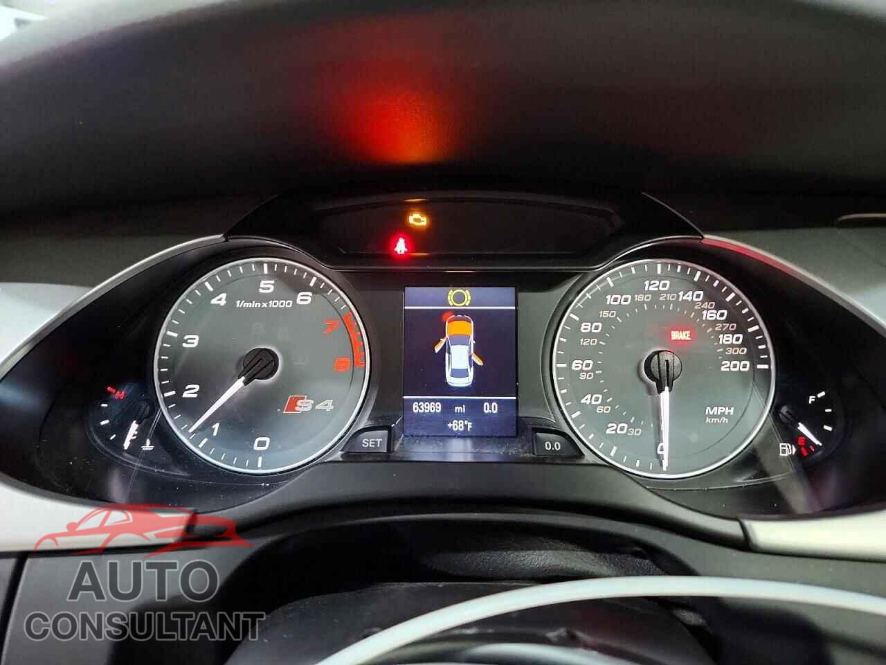 AUDI S4/RS4 2010 - WAUDGAFL7AA126840