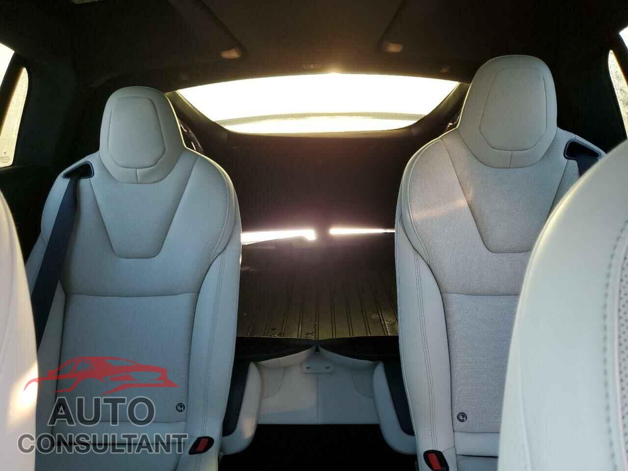 TESLA MODEL X 2023 - 7SAXCBE55PF365567