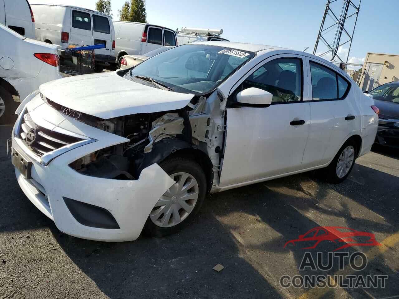 NISSAN VERSA 2018 - 3N1CN7APXJL835548