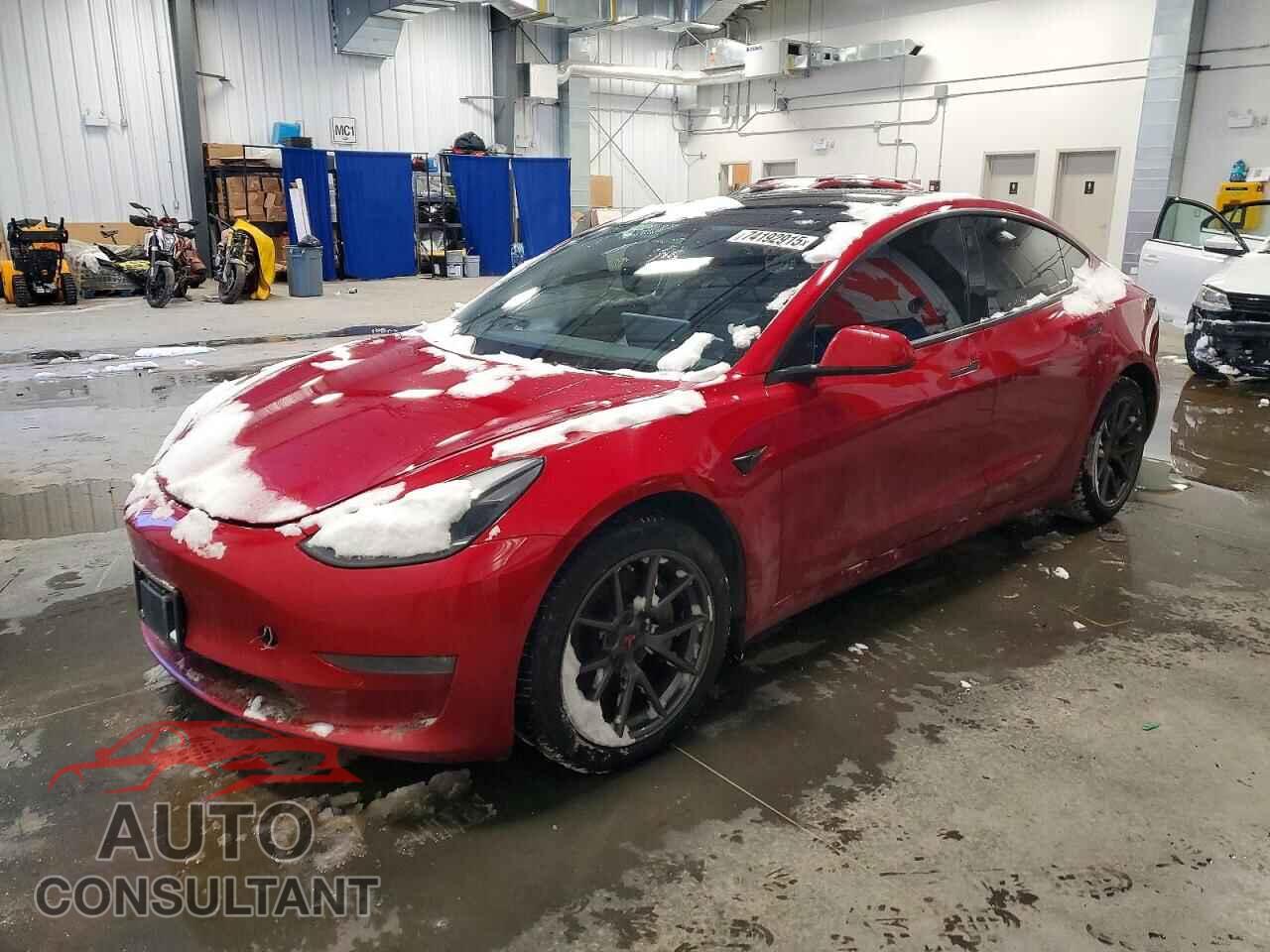 TESLA MODEL 3 2021 - 5YJ3E1EB3MF079847