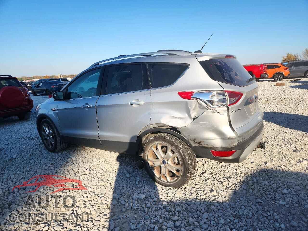 FORD ESCAPE 2016 - 1FMCU9J92GUB57739