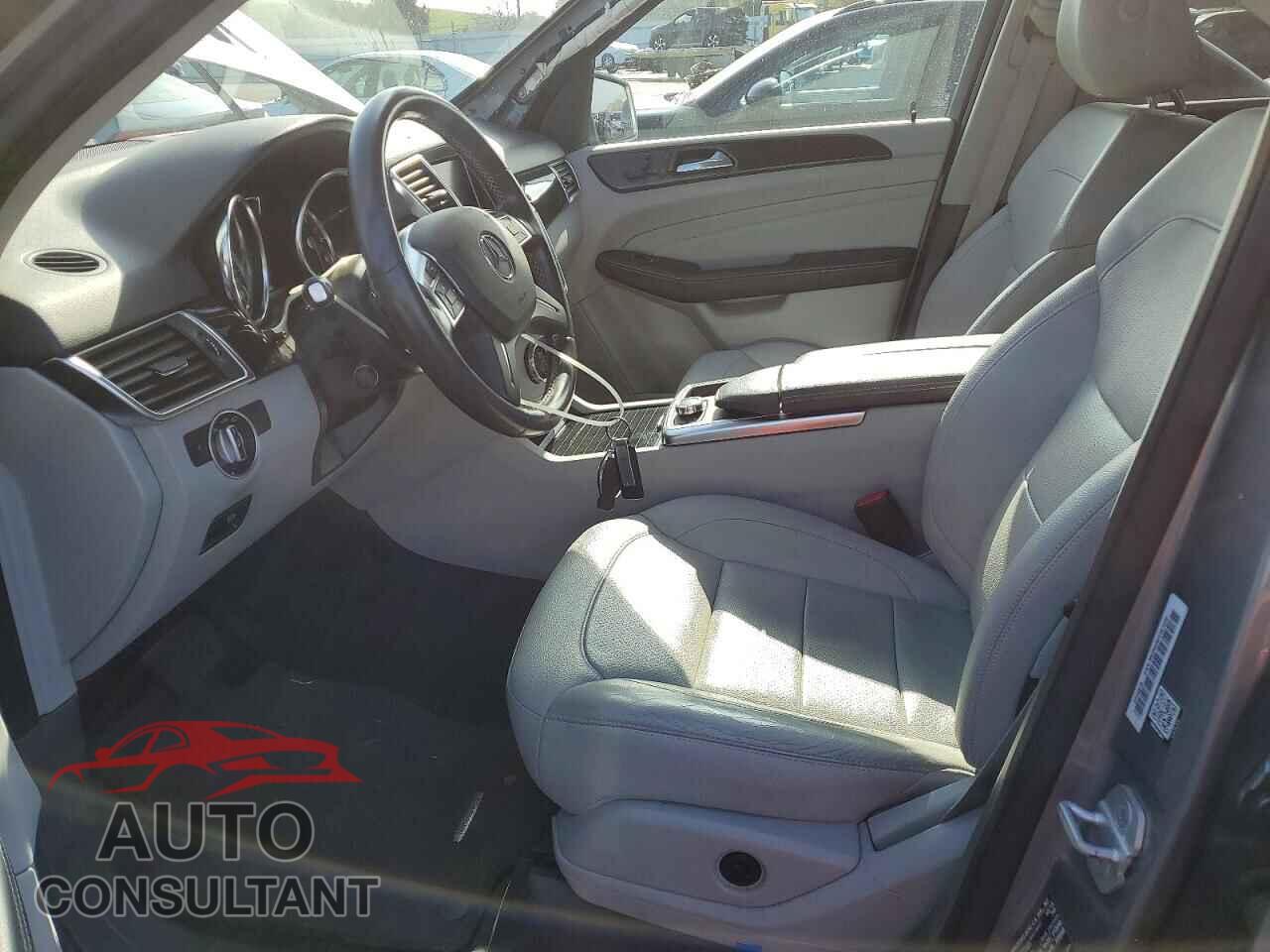 MERCEDES-BENZ M-CLASS 2015 - 4JGDA0EB7FA549329