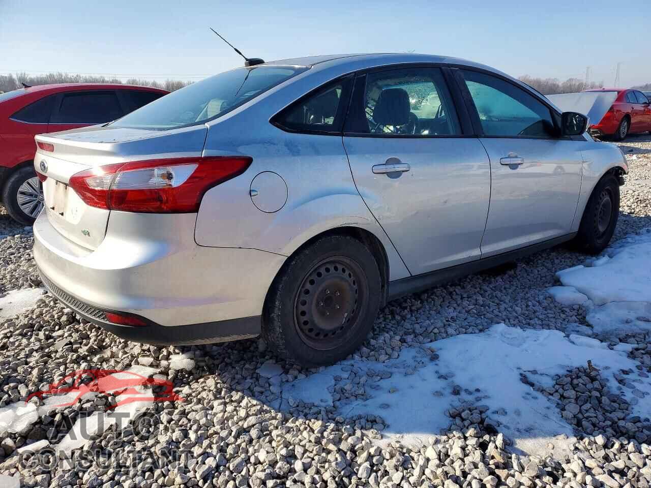 FORD FOCUS 2012 - 1FAHP3F26CL231535
