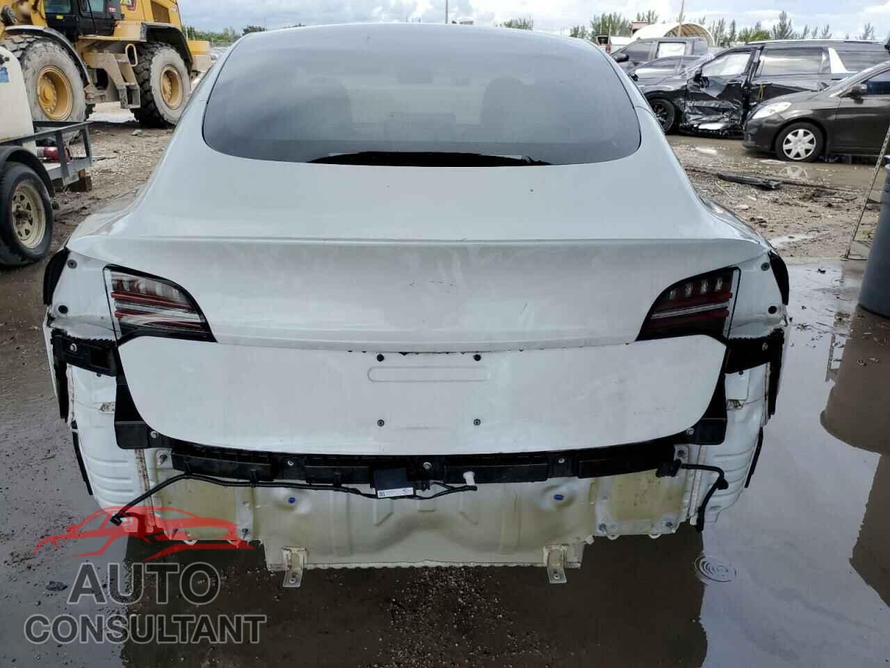 TESLA MODEL 3 2018 - 5YJ3E1EB2JF097963