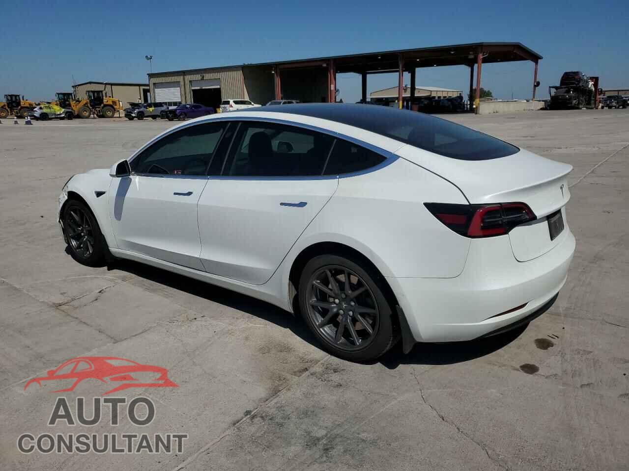 TESLA MODEL 3 2019 - 5YJ3E1EA9KF483627