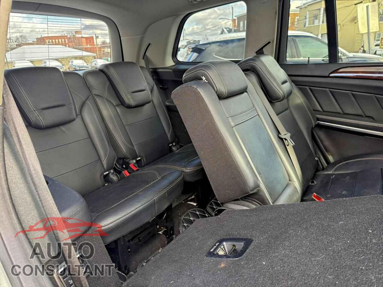 MERCEDES-BENZ GL-CLASS 2013 - 4JGDF7DE3DA207332