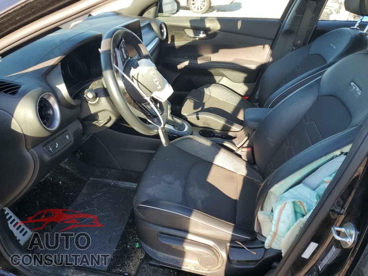 KIA FORTE 2023 - 3KPF54ADXPE548903